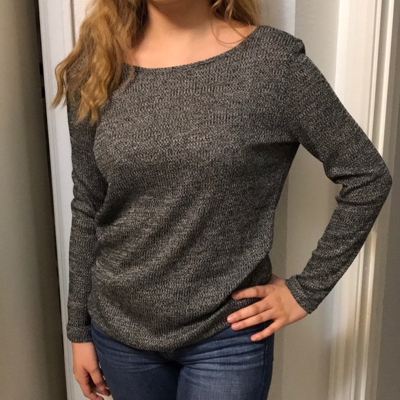 Divided Tops - Twisted knot blouse